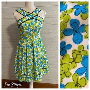 Maggy London sleeveless fit and flare dress. Size 8 petite